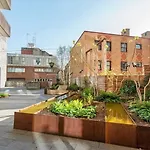 Superbview Victoria Apt Premium
